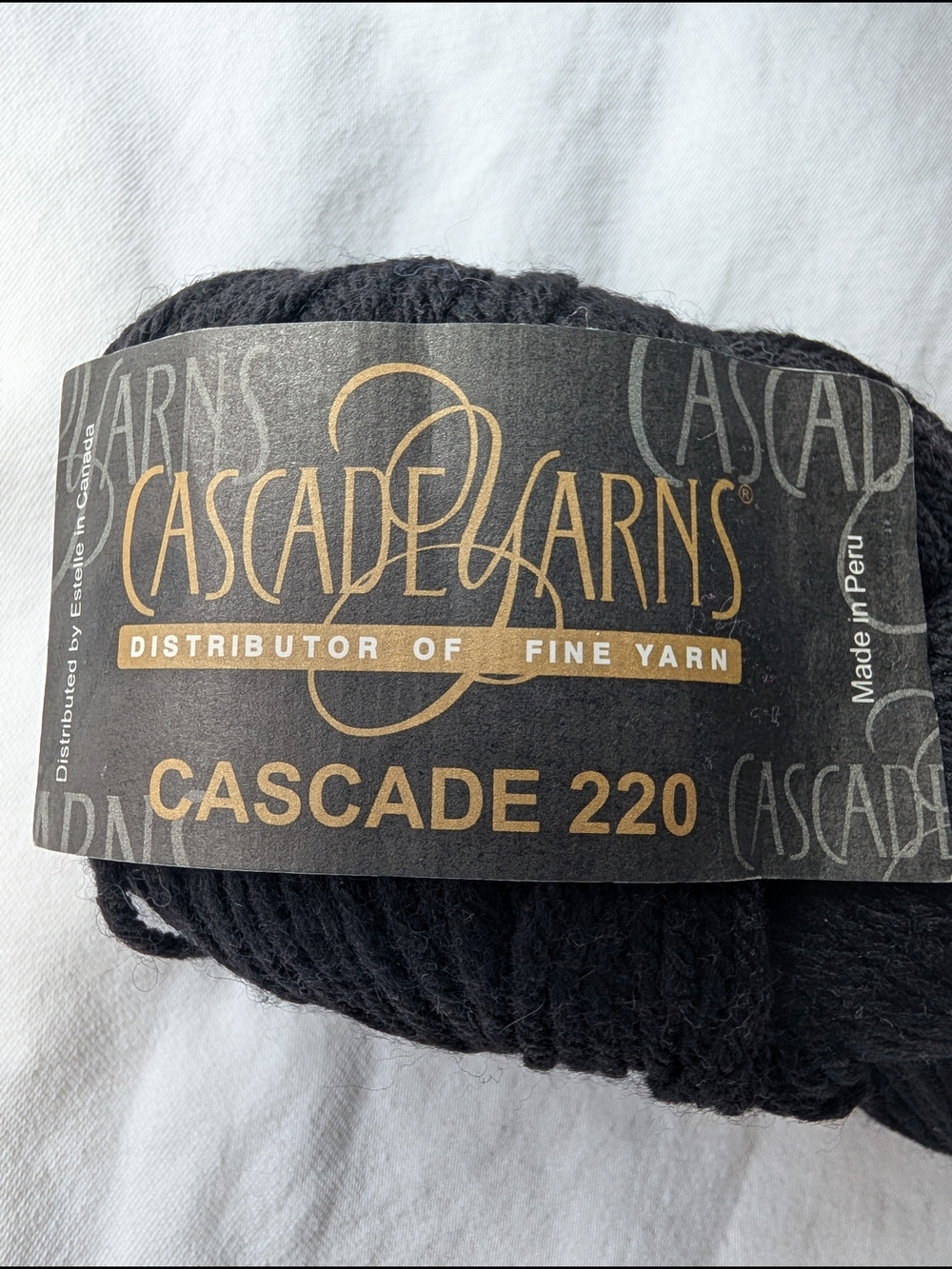 Cascade 220 Wool Yarn in Black & Grays - 4 Skeins with Labels - Picture 5 of 8